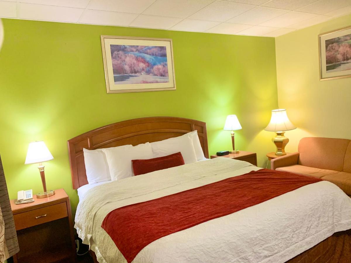 Valley Inn Motel Съдбъри Екстериор снимка