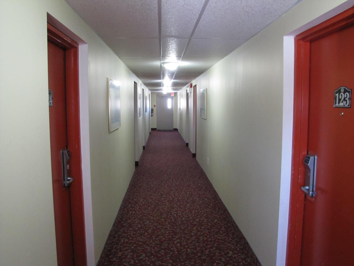 Valley Inn Motel Съдбъри Екстериор снимка